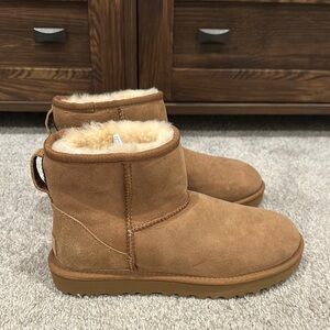 UGG Classic Mini Chestnut Boots
